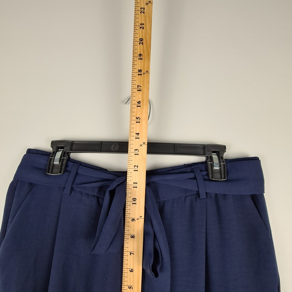 Halogen Cullote Wide Leg Pants Women's Size M Navy‎ Blue Tie Waist Elastic Light - Picture 4 of 10
